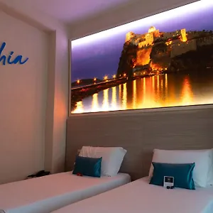 https://the-sun-boutique-napoli.hotels-amalfi.com