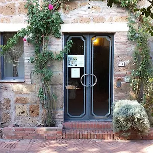 https://scilla-locanda-della-taverna-etrusca.it-tuscanyhotel.com